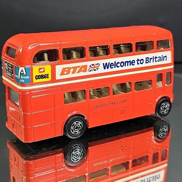 Corgi London Transport Routemaster Double Decker Bus BTA Welcome to Britain 4¾" - Picture 4 of 10